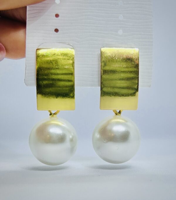 Lisa Korean Pearl Drop Earrings - Image 2