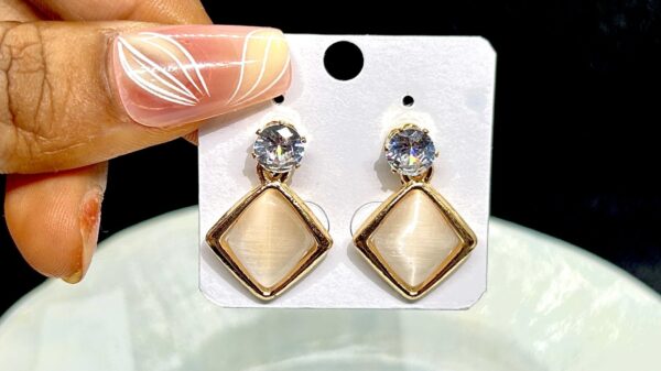 Sarah Korean Drop Earrings - Image 2