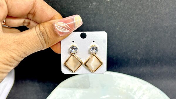 Sarah Korean Drop Earrings - Image 3