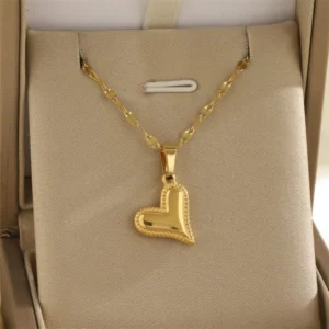 A necklace with a heart-shaped pendant, designed to be anti-tarnish for long-lasting wear.