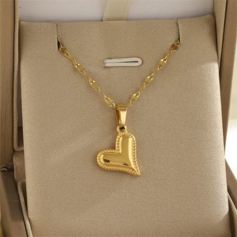 A necklace with a heart-shaped pendant, designed to be anti-tarnish for long-lasting wear.