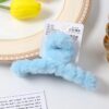 Plush hair claw blue