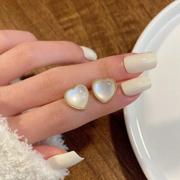White heart studs - Image 2