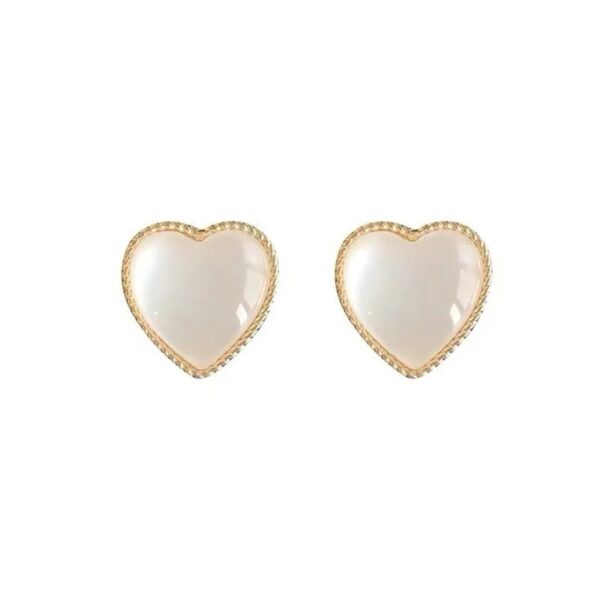 White heart studs - Image 4