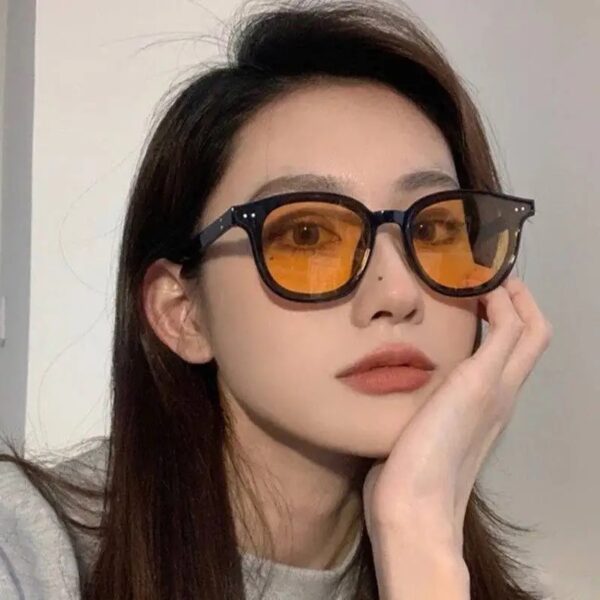 Korean retro wayfarer sunglasses - Image 2