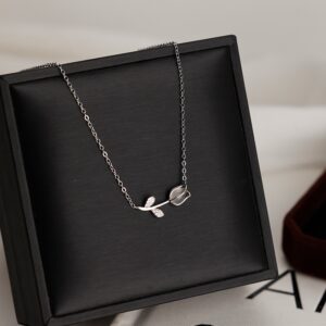 Silver tulip pendant and chain
