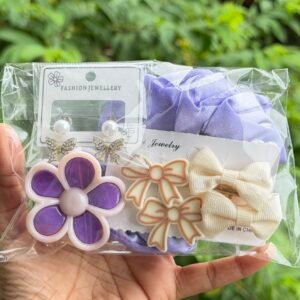 The Cute hamper (assorted colours )
